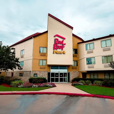 Red Roof Inn Plus+ Houston - Energy Corridor